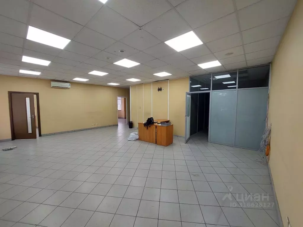 Офис в Свердловская область, Екатеринбург ул. Мамина-Сибиряка, 126 ... - Фото 2