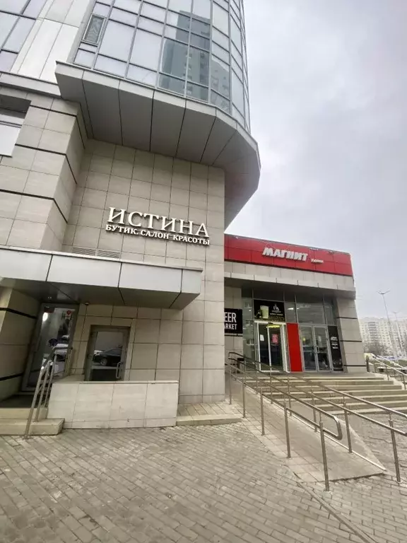 3-к кв. Саратовская область, Саратов Славянская пл., 2 (110.0 м) - Фото 2