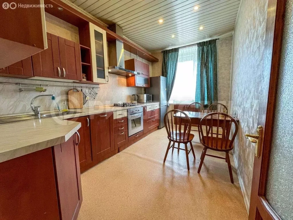 3-комнатная квартира: Мурманск, улица Челюскинцев, 7 (70 м) - Фото 2