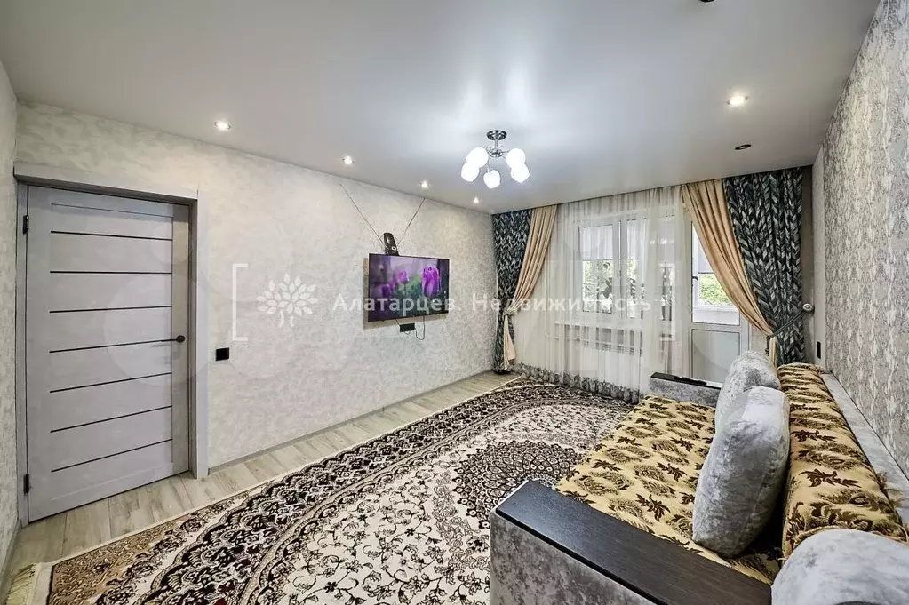 2-к. квартира, 50,7 м, 1/5 эт. - Фото 1