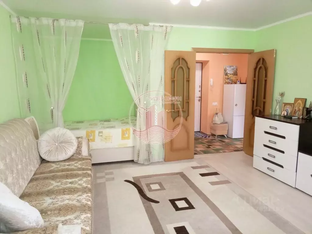 1-к кв. Крым, Симферополь ул. Имени Мате Залки, 7А (38.0 м) - Фото 0