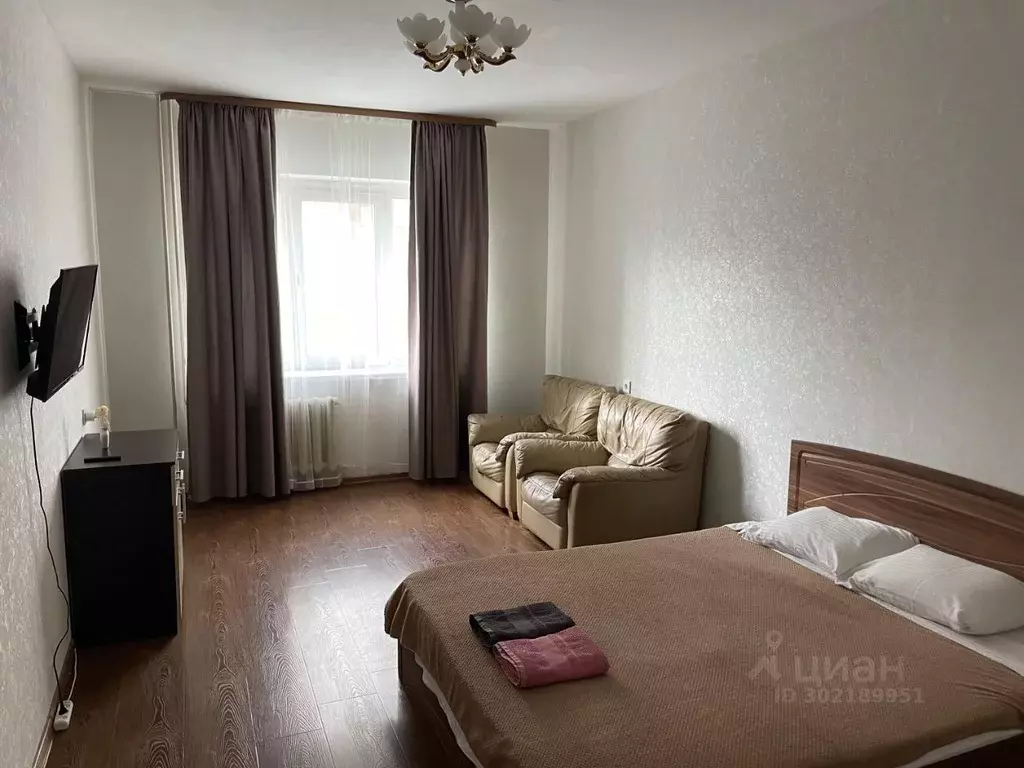 1-к кв. Саха (Якутия), Якутск 36-й кв-л, ул. Островского, 6 (46.0 м) - Фото 1