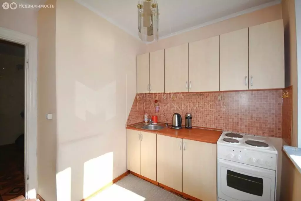 3-комнатная квартира: Тюмень, улица Рационализаторов, 19 (56.4 м) - Фото 2