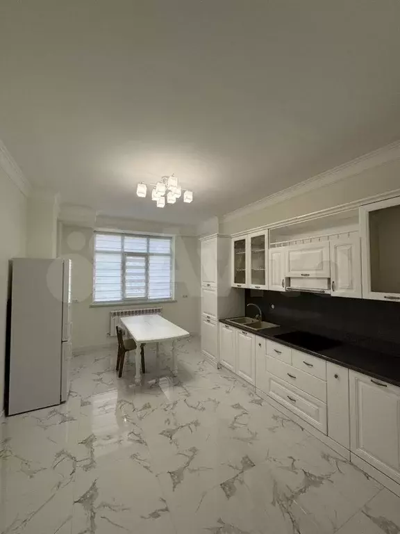 3-к. квартира, 100 м, 2/15 эт. - Фото 0