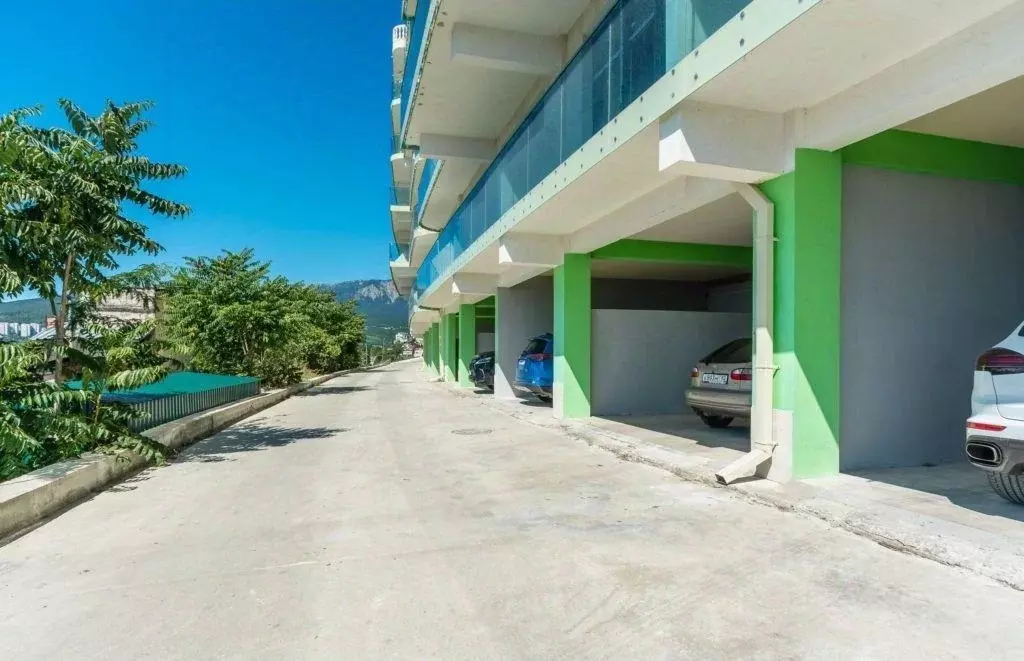 Гараж в Крым, Ялта ул. Войкова, 20 (30 м) - Фото 1