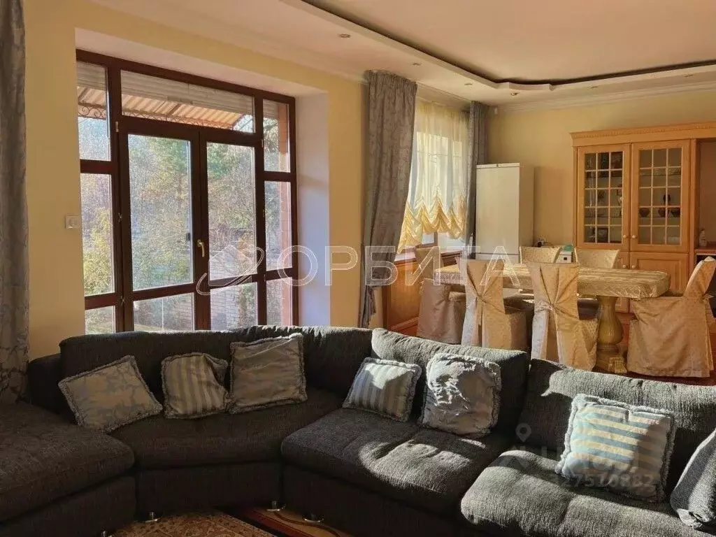 Таунхаус в Тюменская область, Тюмень Барнаульская ул., 90 (284 м) - Фото 2