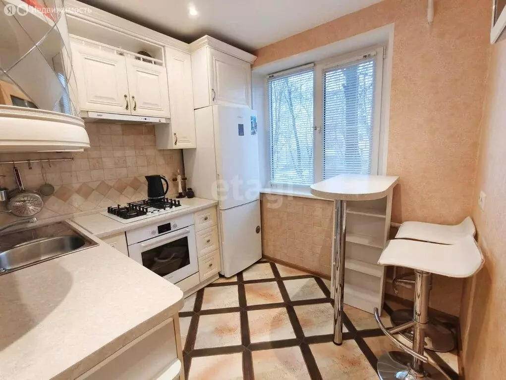 2-комнатная квартира: Чехов, улица Маркова, 5 (46 м) - Фото 1