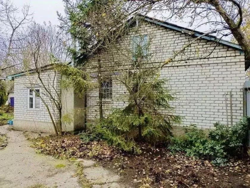 Дом в Белгородская область, Старооскольский городской округ, с. ... - Фото 1