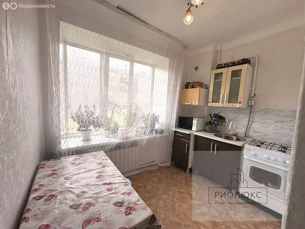 3-комнатная квартира: Магнитогорск, Пионерская улица, 23 (71.3 м) - Фото 1