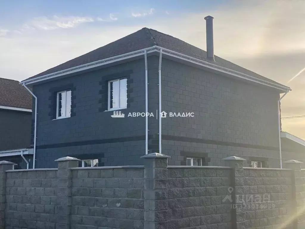 Дом в Челябинская область, Магнитогорск ул. Книжная (240 м) - Фото 2