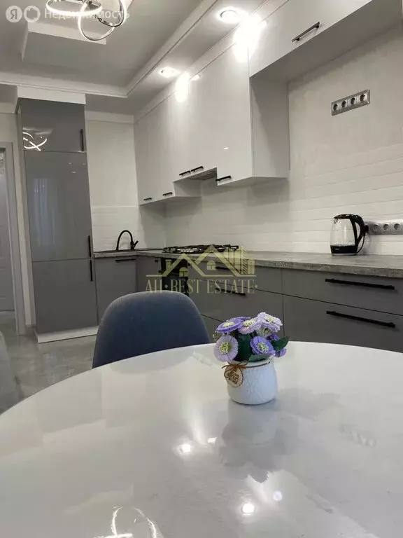 1-комнатная квартира: Владикавказ, улица Алихана Гагкаева, 7Ак1 (46 м) - Фото 2