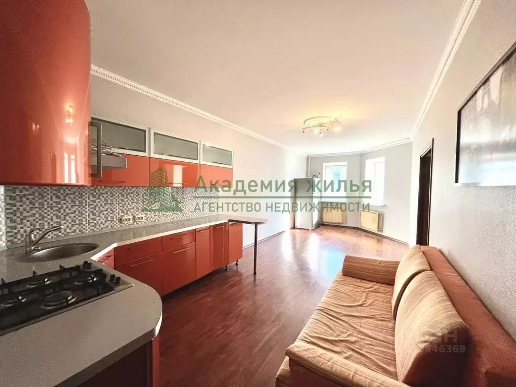 3-к кв. Саратовская область, Энгельс ул. Ленина, 2 (104.1 м) - Фото 1