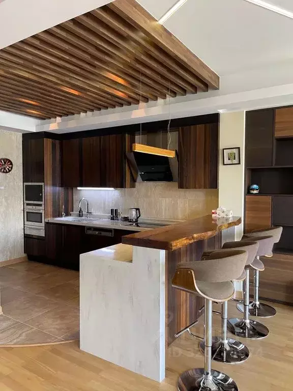 2-к кв. Сахалинская область, Южно-Сахалинск Коммунистический просп., ... - Фото 2