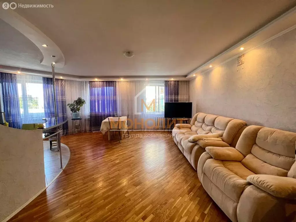 3-комнатная квартира: Горячий Ключ, улица Ленина, 232Г (94.7 м) - Фото 0