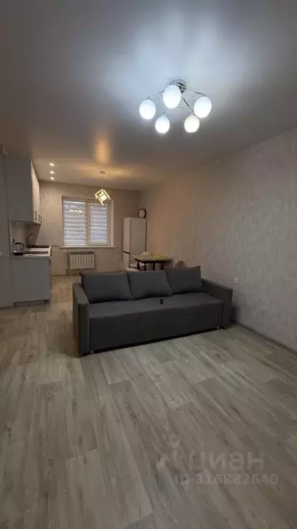 3-к кв. Хабаровский край, Хабаровск ул. Джамбула, 27/1 (80.0 м) - Фото 1