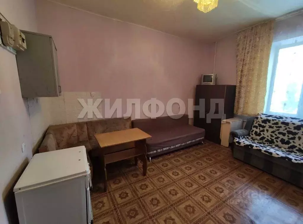 Комната Новосибирская область, Новосибирск просп. Дзержинского, 10 ... - Фото 1