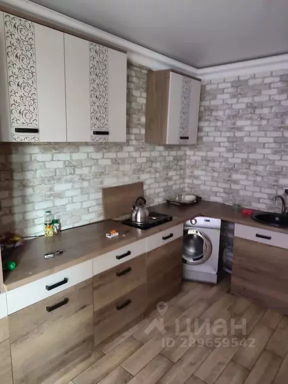 1-к кв. Дагестан, Каспийск просп. Акулиничева, 15А (40.0 м) - Фото 0