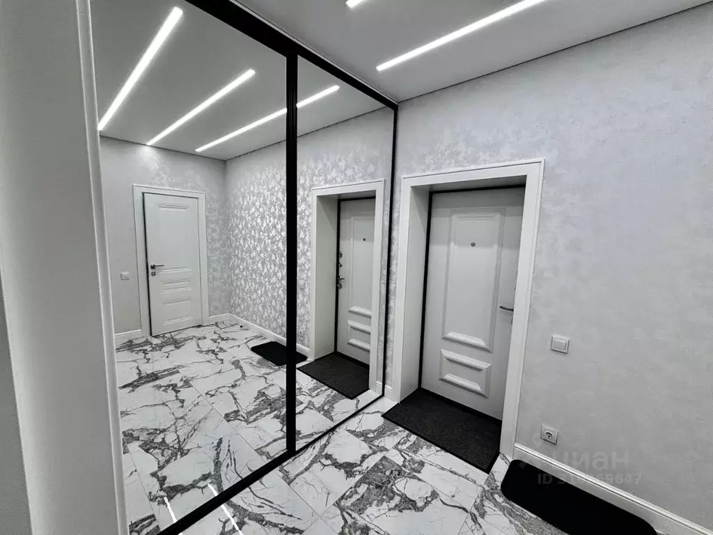1-к кв. Северная Осетия, Владикавказ ул. Зураба Магкаева, 83к6А (70.0 ... - Фото 0
