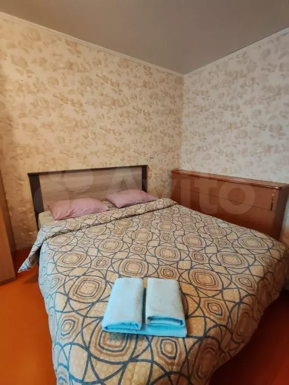 Койко-место 40 м в 2-к., 2/5 эт. - Фото 1