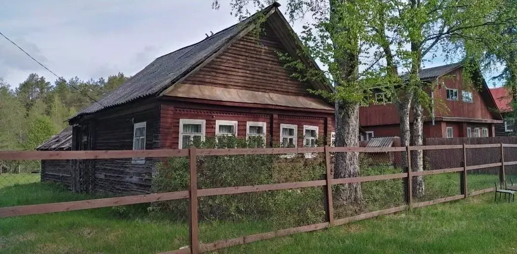 Дом в Новгородская область, Крестецкий муниципальный округ, д. Ересино ... - Фото 0