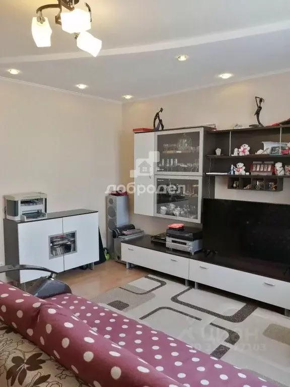 2-к кв. Свердловская область, Екатеринбург ул. Татищева, 98 (71.8 м) - Фото 2