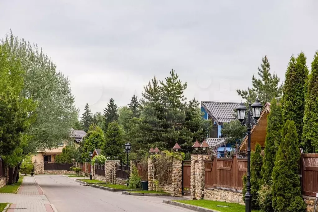 Дом 700 м на участке 1,03 га - Фото 1