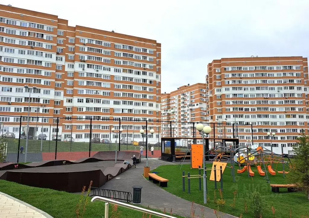 2-к кв. Москва ул. Харлампиева, 52к2 (53.0 м) - Фото 1