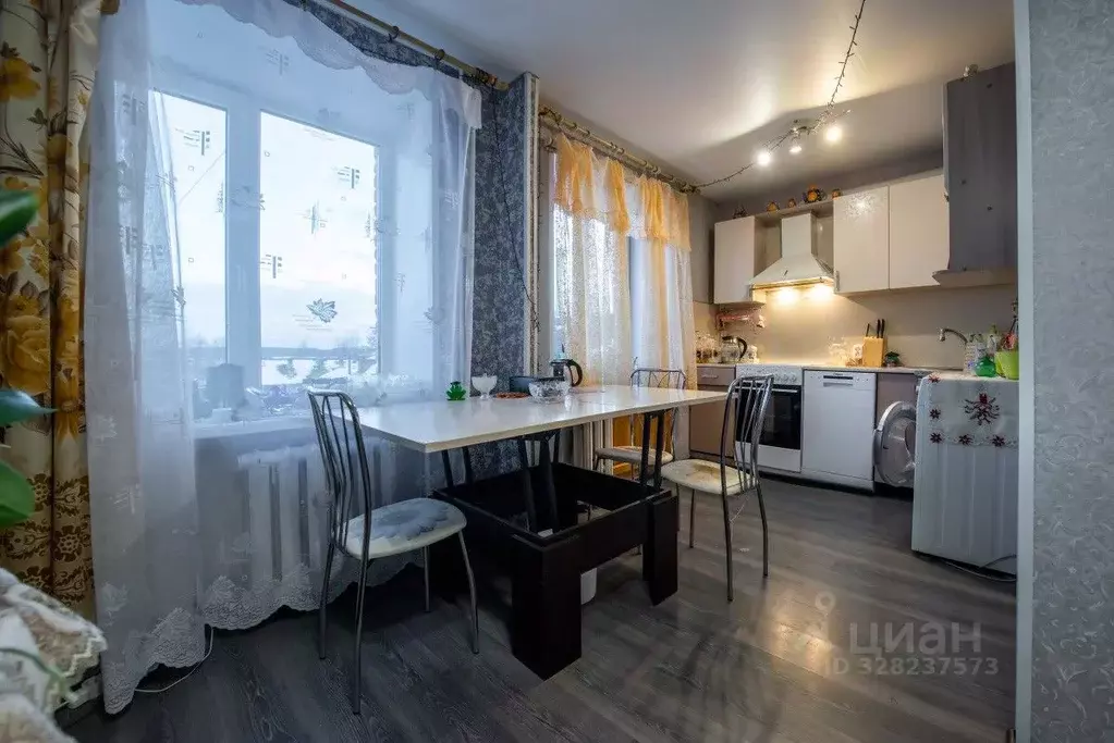 3-к кв. Карелия, Сортавала Карельская ул., 50 (58.0 м) - Фото 1