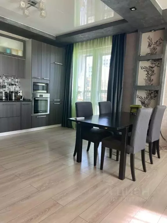 3-к кв. Татарстан, Казань ул. Сибгата Хакима, 40 (94.0 м) - Фото 0