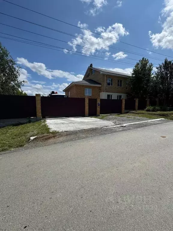 Таунхаус в Свердловская область, Арамиль Ясная ул., 1/1 (257 м) - Фото 1