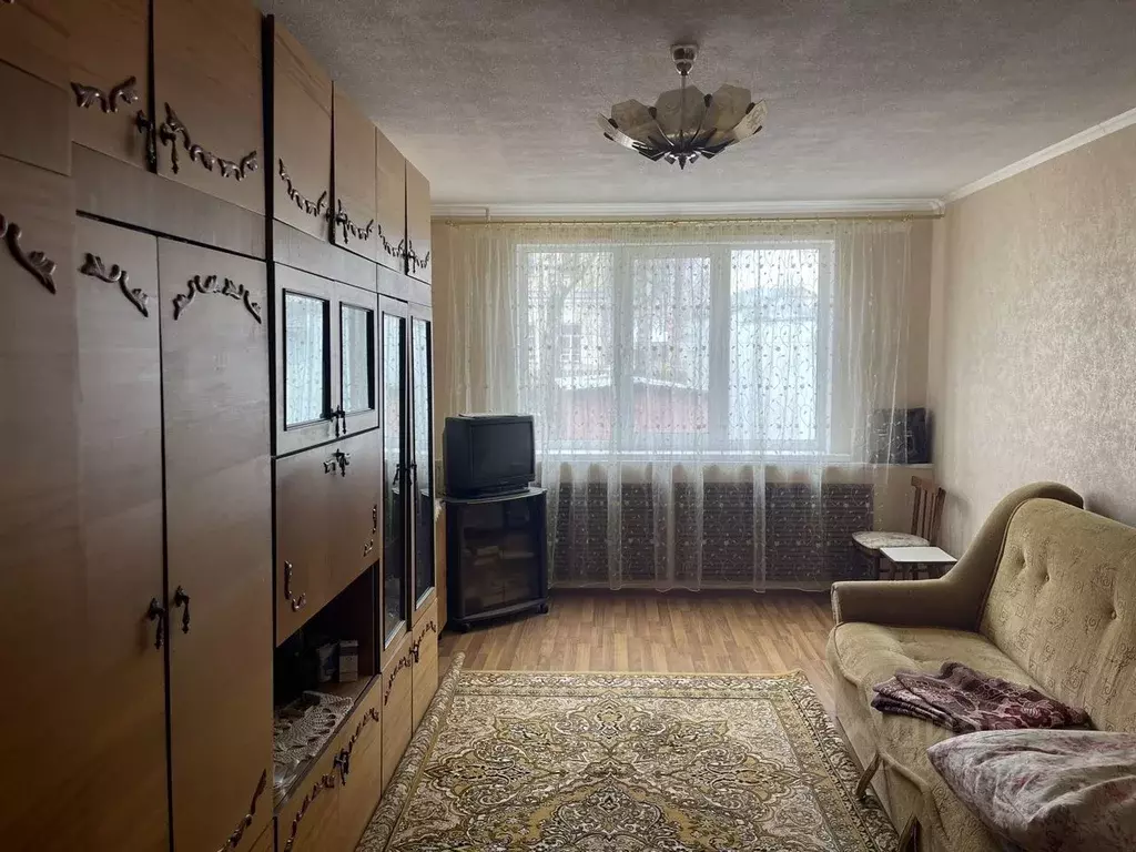 3-к кв. Вологодская область, Великий Устюг Красноармейская ул., 11 ... - Фото 0