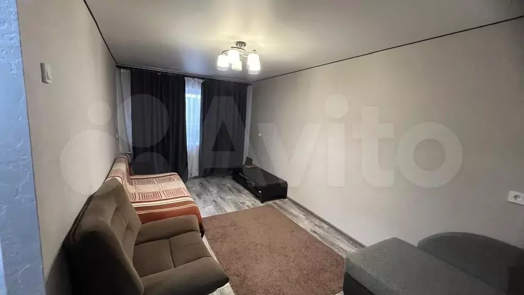 1-к. квартира, 30 м, 5/5 эт. - Фото 0