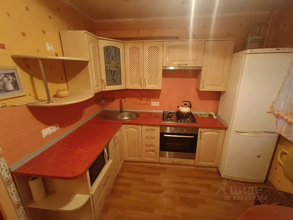 2-к кв. Калининградская область, Черняховск Российская ул., 13к2 (52.5 ... - Фото 2