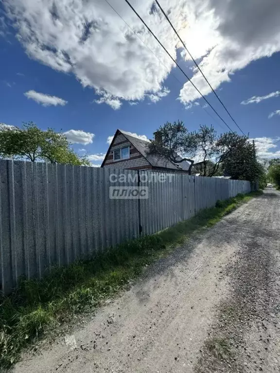 Дом в Челябинская область, Челябинск пл. Революции (40 м) - Фото 1