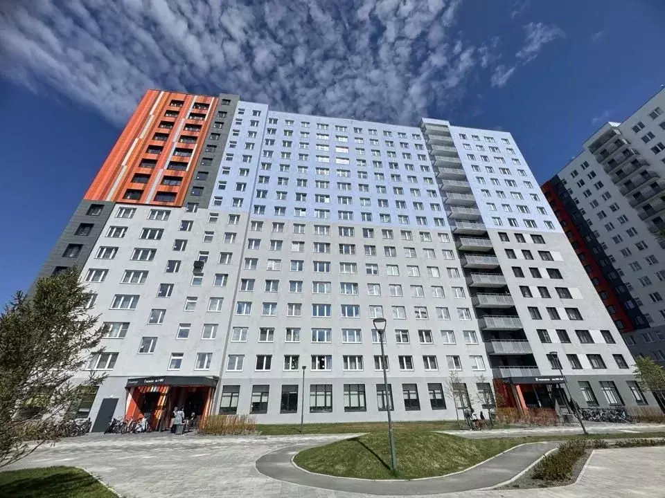 Студия Свердловская область, Екатеринбург ул. Чемпионов, 1 (28.8 м) - Фото 0