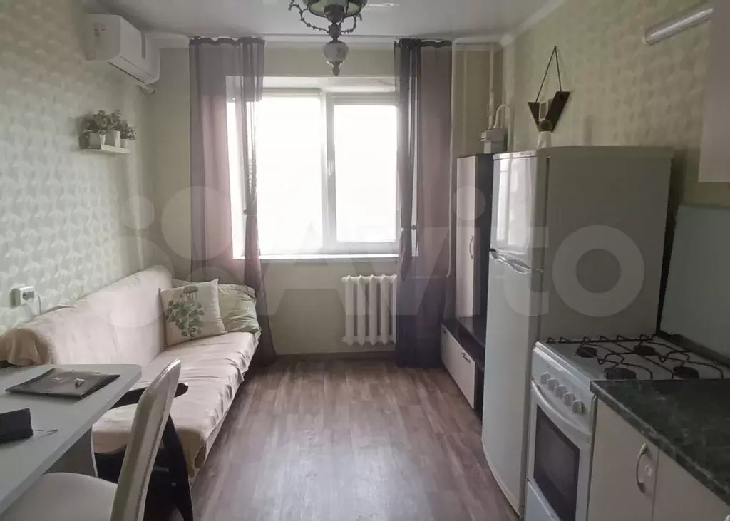 1-к. квартира, 39 м, 8/10 эт. - Фото 1