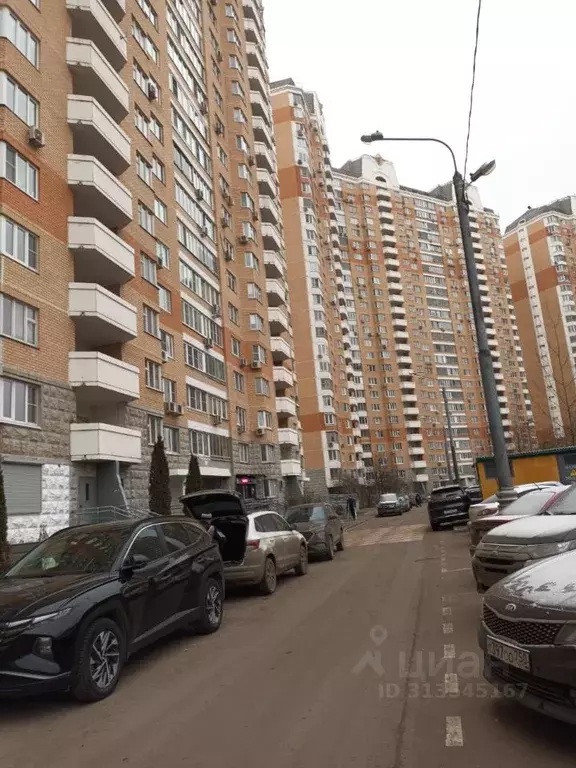 2-к кв. Москва, Москва, Московский г. Град Московский мкр, ул. ... - Фото 0