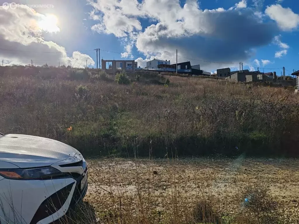 Участок в Сукко, коттеджный посёлок Утришский (6 м) - Фото 1