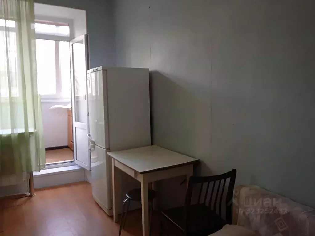 Комната Челябинская область, Челябинск ул. Белостоцкого, 3 - Фото 1