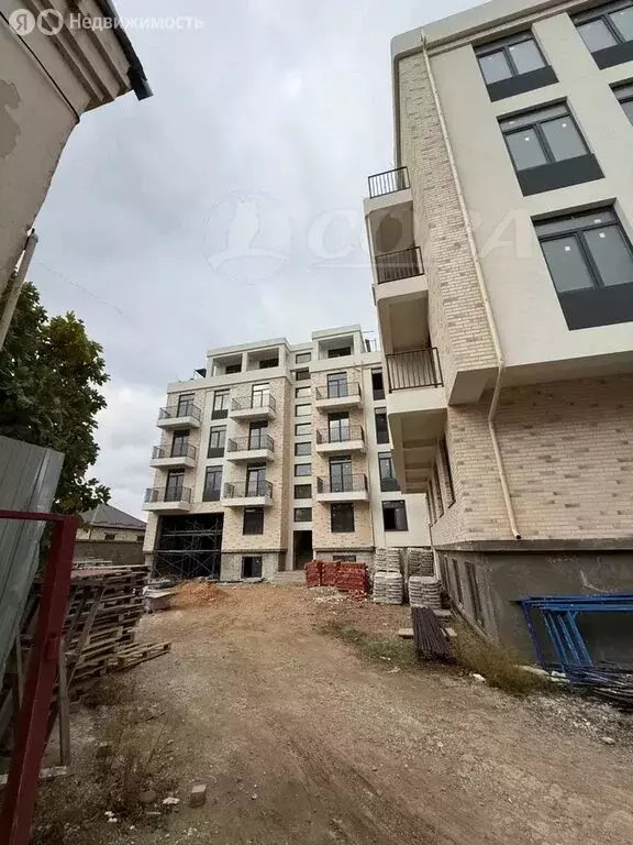 Квартира-студия: село Хазар, Центральная улица, 1 (42 м) - Фото 1