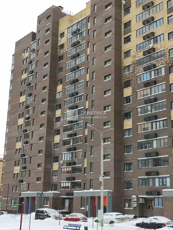 Квартира-студия: посёлок городского типа Свердловский, улица ... - Фото 2