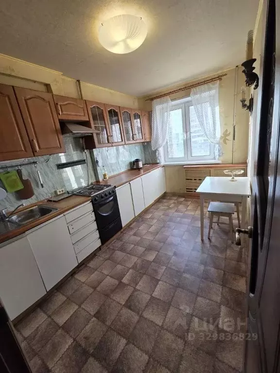 3-к кв. Нижегородская область, Нижний Новгород Южное ш., 8 (62.0 м) - Фото 1