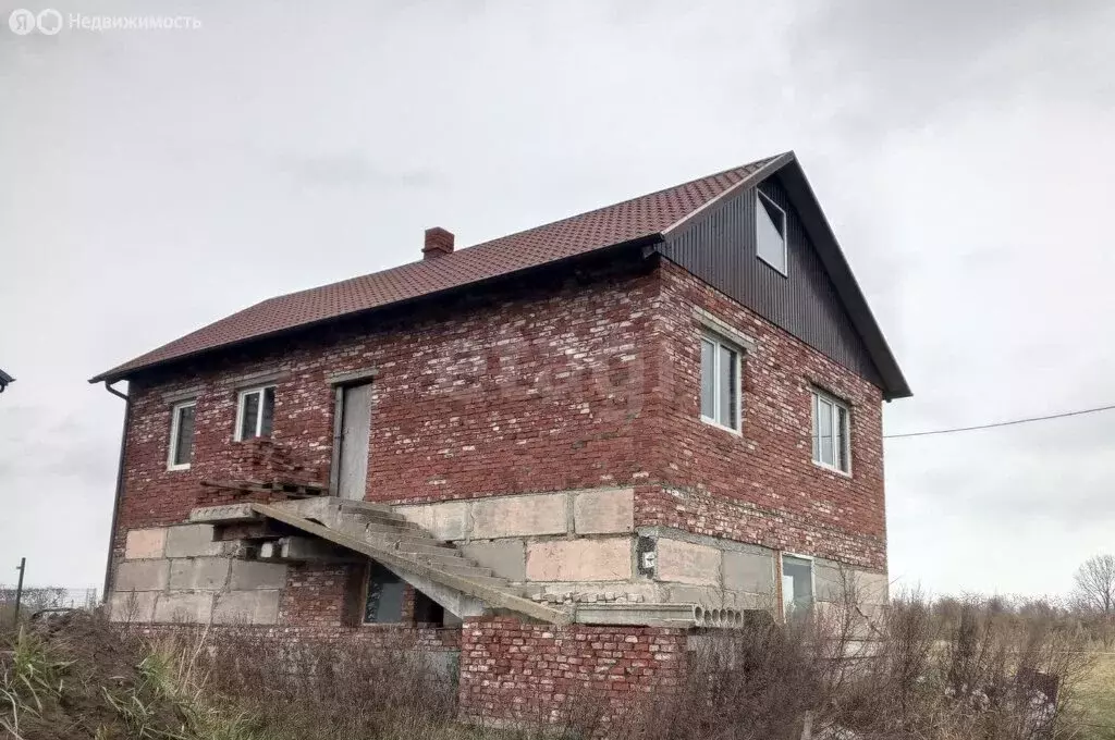 Дом в Черняховск, улица Матросова (188 м) - Фото 1