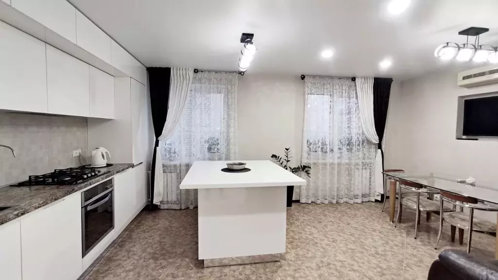 3-к кв. Самарская область, Самара Минская ул., 25 (93.0 м) - Фото 1