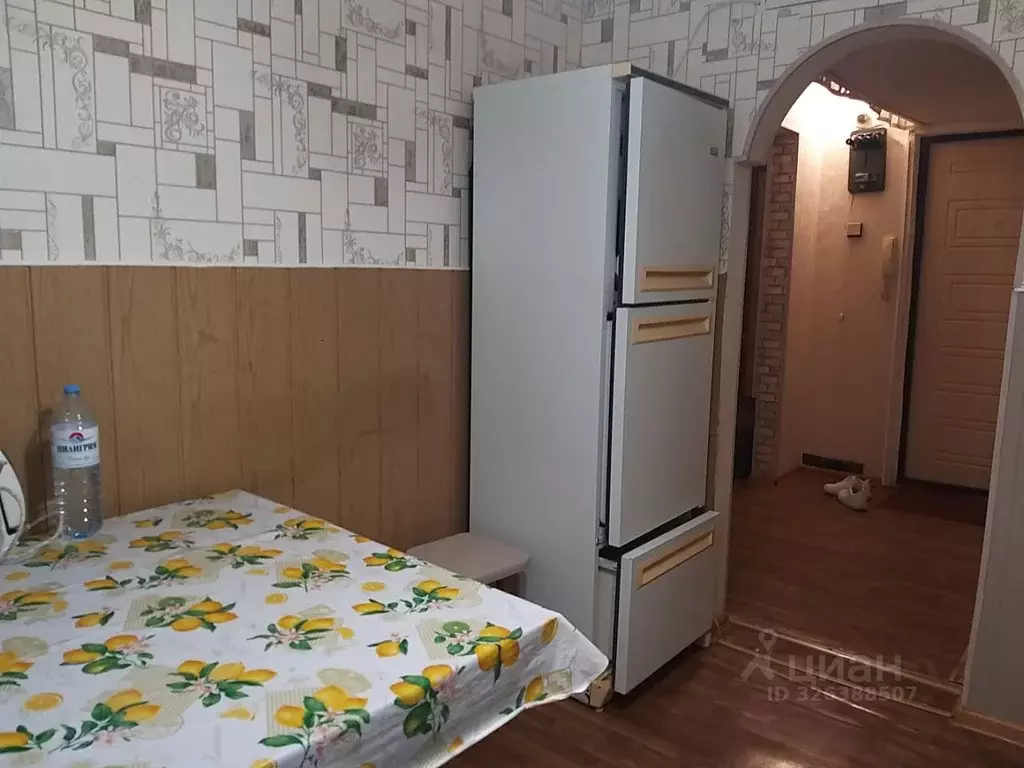 3-к кв. Башкортостан, Уфа ул. Авроры, 27 (72.0 м) - Фото 1