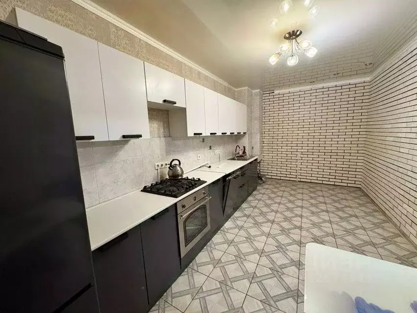 2-к кв. Саратовская область, Энгельс ул. Шурова Гора, 7/16 (68.0 м) - Фото 1