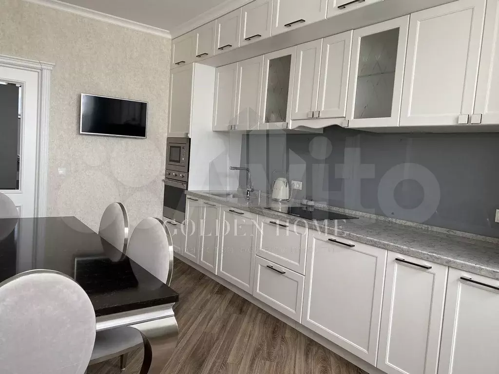 2-к. квартира, 68,5 м, 10/10 эт. - Фото 0