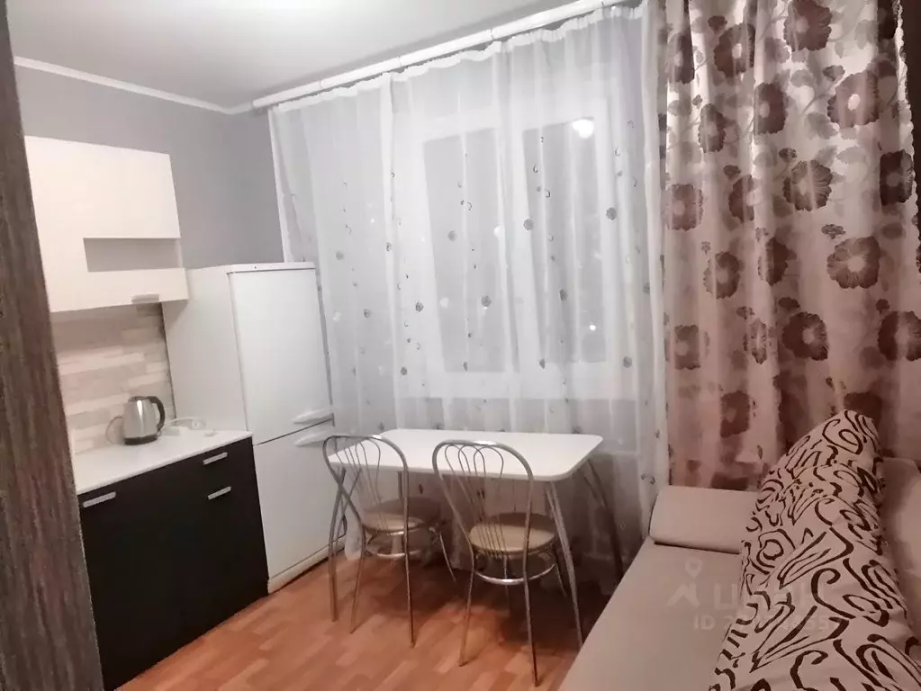 1-к кв. Курская область, Курск просп. Победы, 46 (37.0 м) - Фото 1