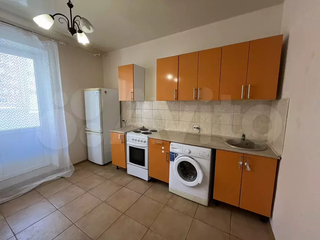 1-к. квартира, 41 м, 3/18 эт. - Фото 1