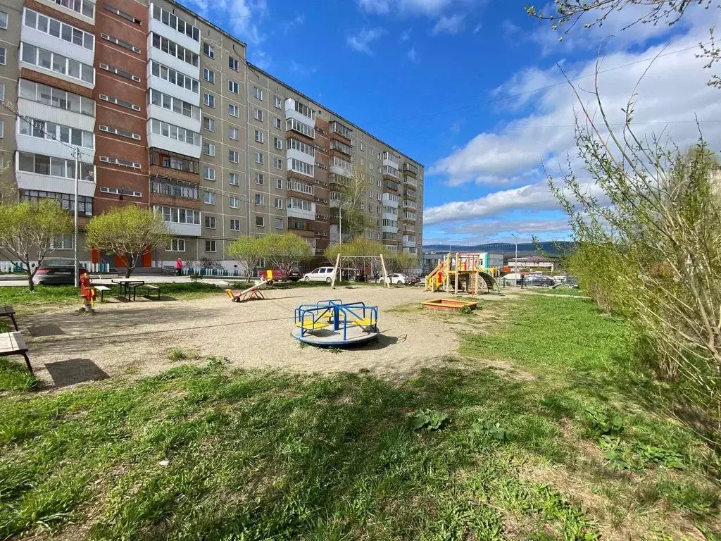 6-к кв. Челябинская область, Златоуст ул. 40-летия Победы, 16 (118.1 ... - Фото 1